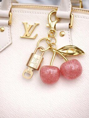 Authentic Louis Vuitton Gold Lock & Key 🔑 Bag Charm w/ Unbranded Apple Charm